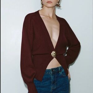 NWT Urban Revivo Burgundy Women's vneck open Sweater xsmall